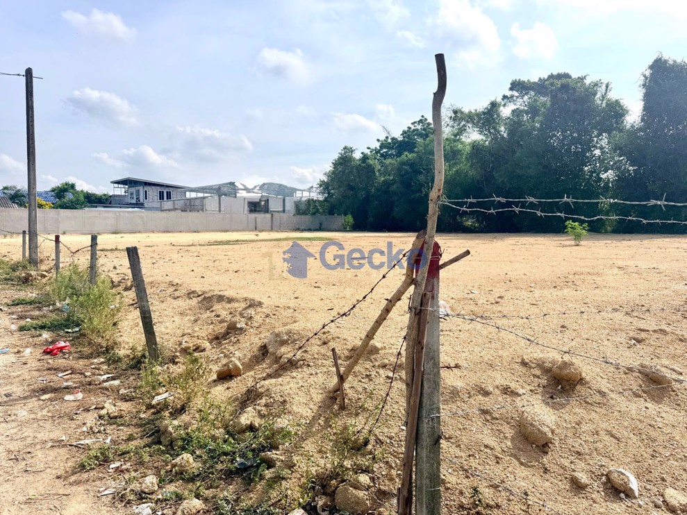 Land available in Huay Yai L013432 (Photo 3)