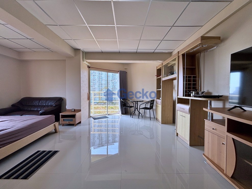 Studio Condo in Jomtien Beach Condo Jomtien C013442 (Photo 2)