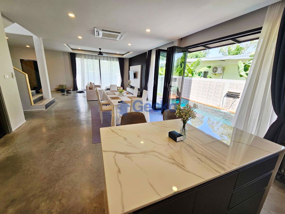 4 Bedrooms House  Huay Yai H013450 (Photo 4)
