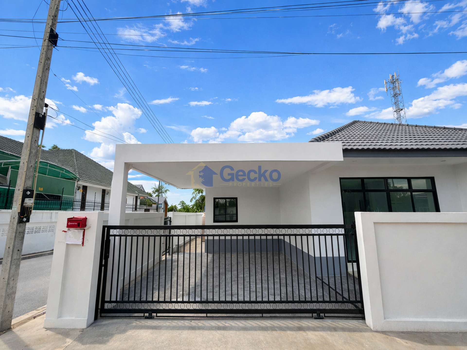 3 Bedrooms House  East Pattaya H013453