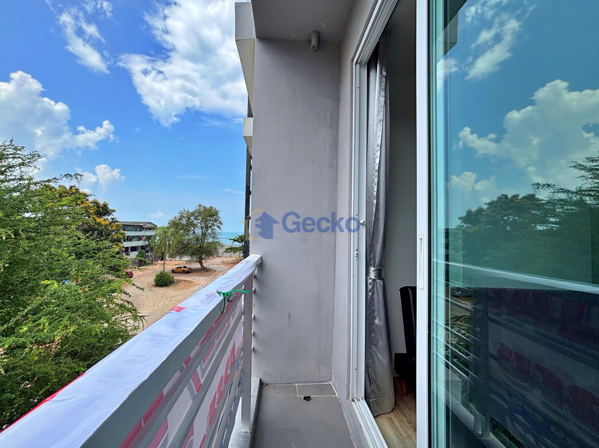 1 Bedroom Condo in Neo Sea View Jomtien C013454