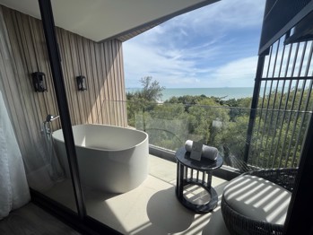Studio Condo in Bayphere Hotel Pattaya Na Jomtien C013458