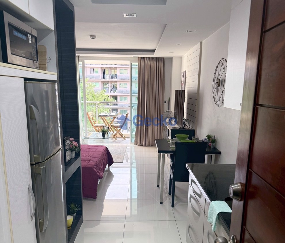 Studio Condo in Hyde Park 2 South Pattaya C006375 (Photo 4)