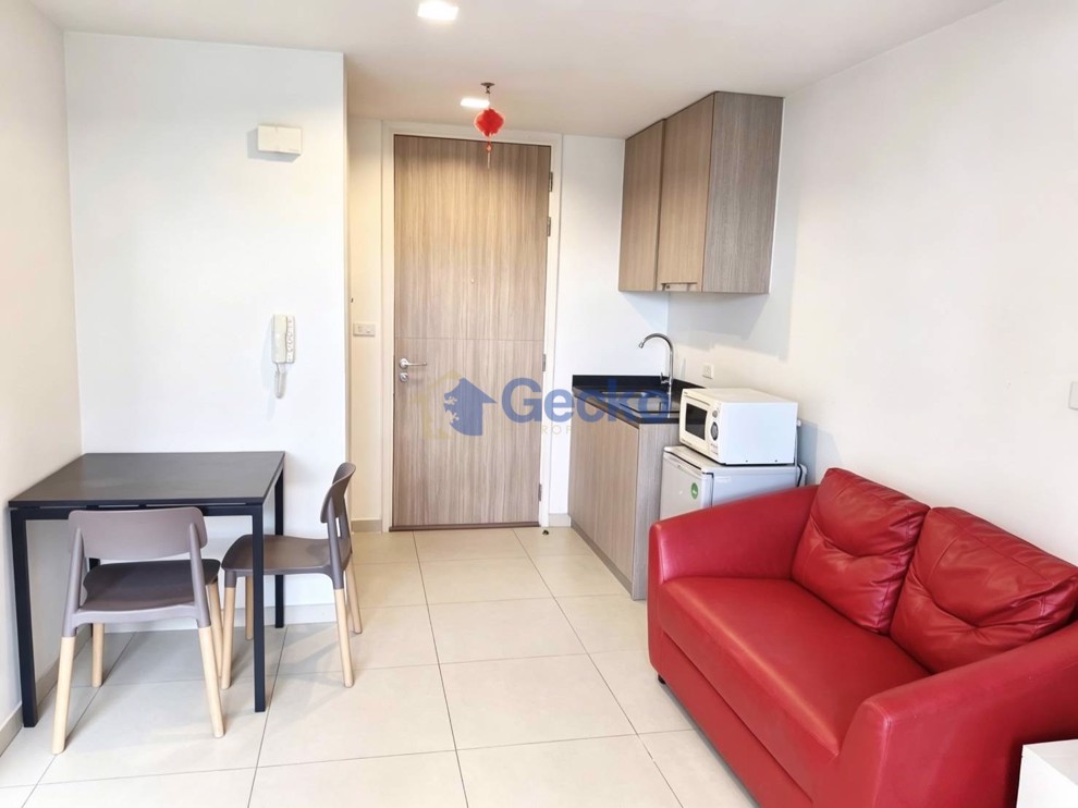 Studio Condo in Unixx South Pattaya South Pattaya C013476 (Photo 3)