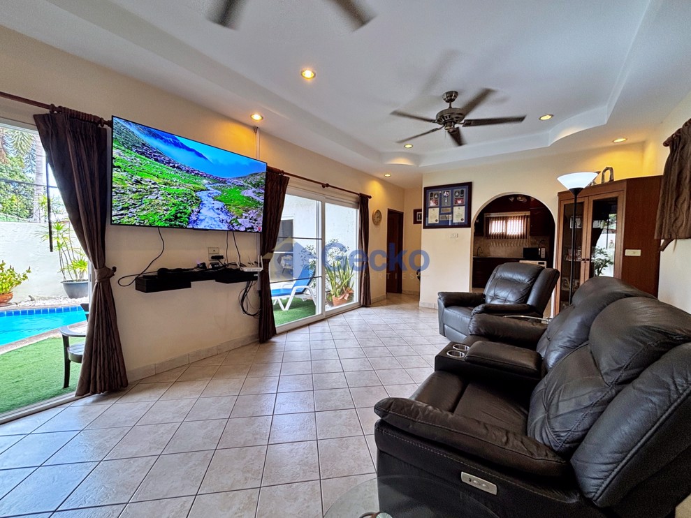 2 Bedrooms House in Nirvana Pool 1  East Pattaya H006472 (Photo 4)