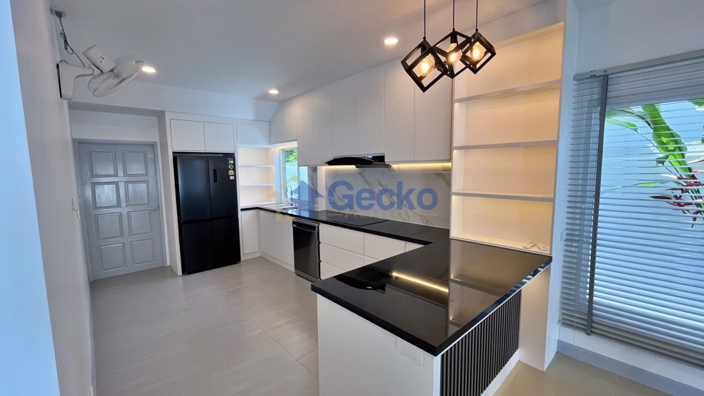 4 Bedrooms House in The Bliss  Huay Yai H013492 (Photo 4)