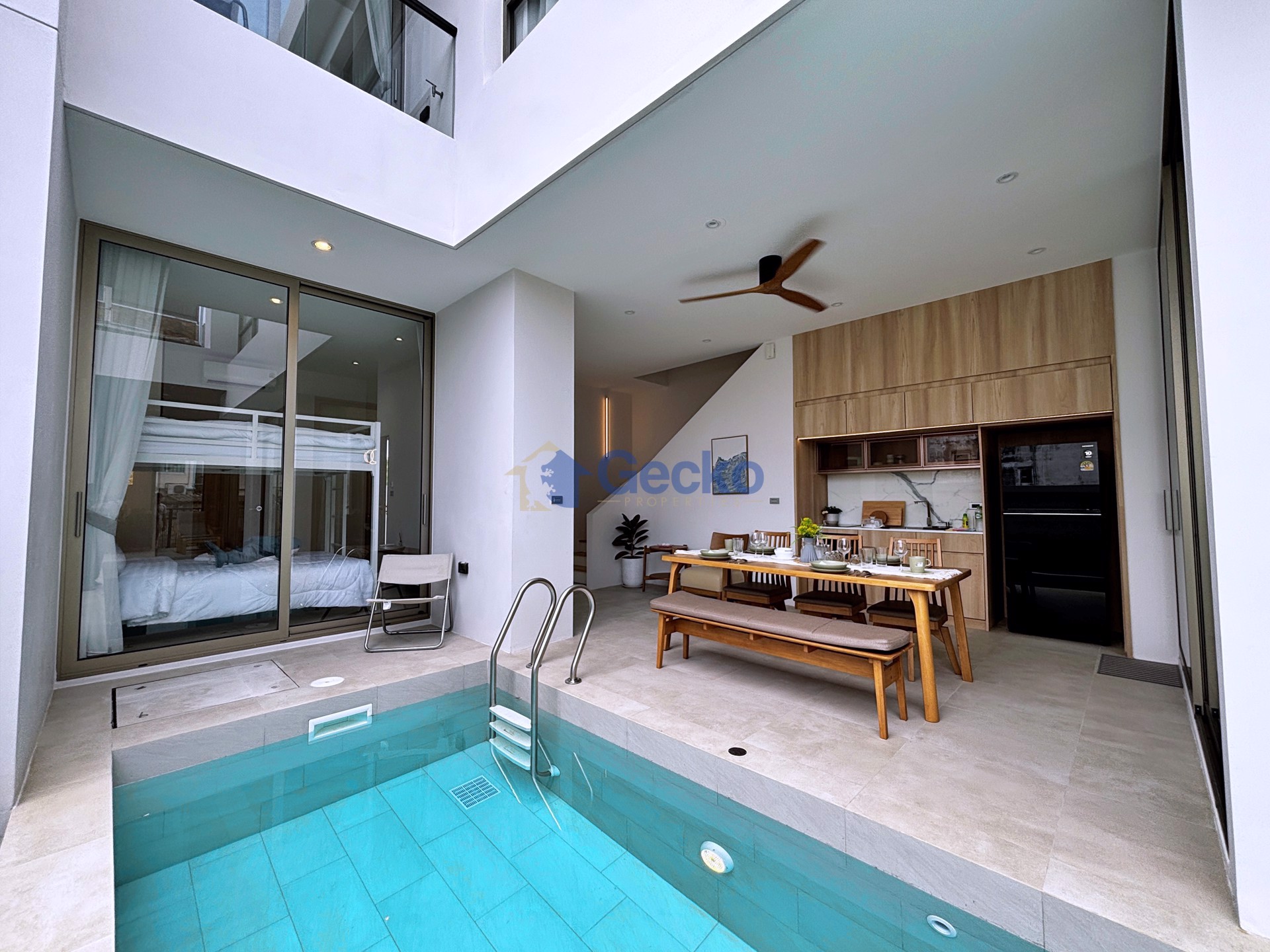 3 Bedrooms House in Asaya Pool Villas  North Pattaya H013495