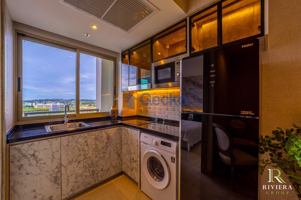 1 Bedroom Condo in The Riviera Monaco Pattaya Na Jomtien C010096 (Photo 4)