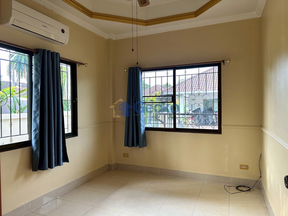 3 Bedrooms House in Hill Side  East Pattaya H013508 (Photo 3)