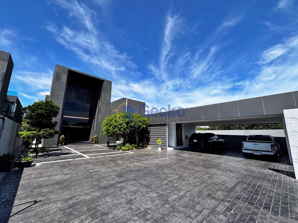 5 Bedrooms House in Alicera Ville   East Pattaya H013370 (Photo 4)