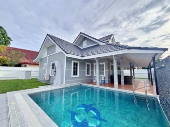 4 Bedrooms House in Plenary Park  East Pattaya H013527