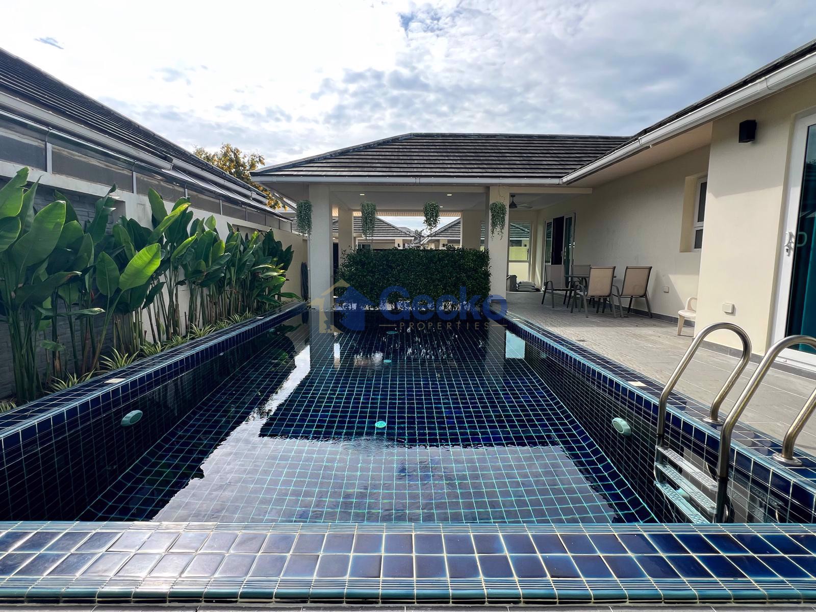 2 Bedrooms House in Green Field Villa 5  East Pattaya H013485