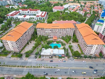3 Bedrooms Condo in Royal Hill Resort Jomtien C013535