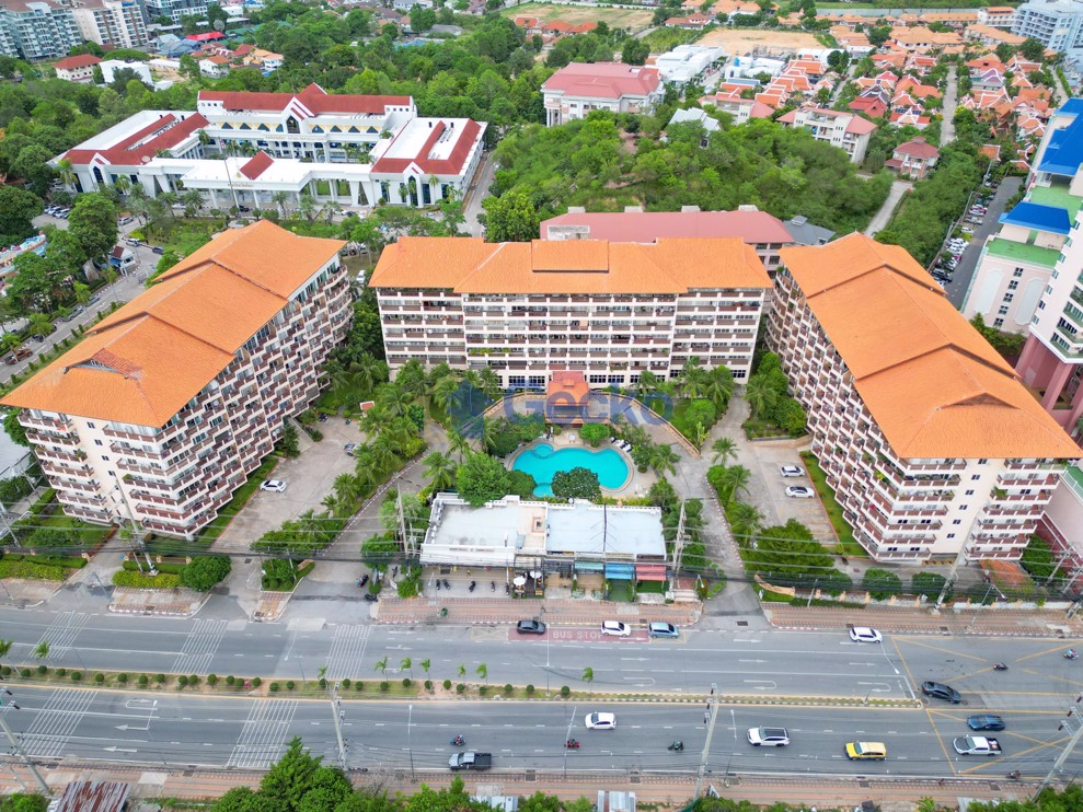 3 Bedrooms Condo in Royal Hill Resort Jomtien C013535 (Cover Photo)