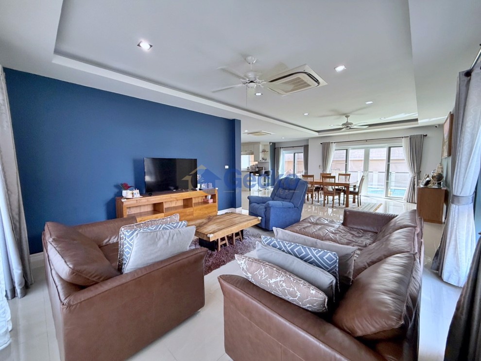 5 ห้องนอน บ้าน in เลคไซด์ คอร์ท 5  พัทยาตะวันออก H013540 (Photo 3)