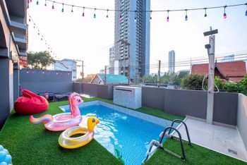 12 Bedrooms House  Jomtien H013547