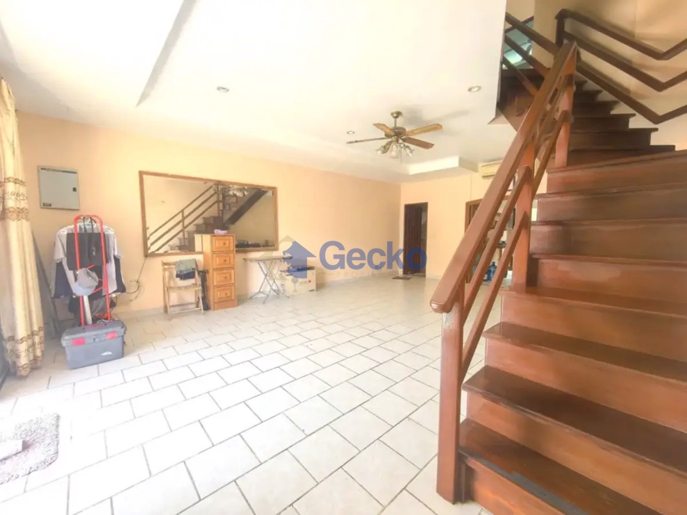 2 Bedrooms House in Suwattana Gardens  East Pattaya H013554 (Photo 4)
