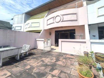 2 Bedrooms House in Suwattana Gardens  East Pattaya H013554