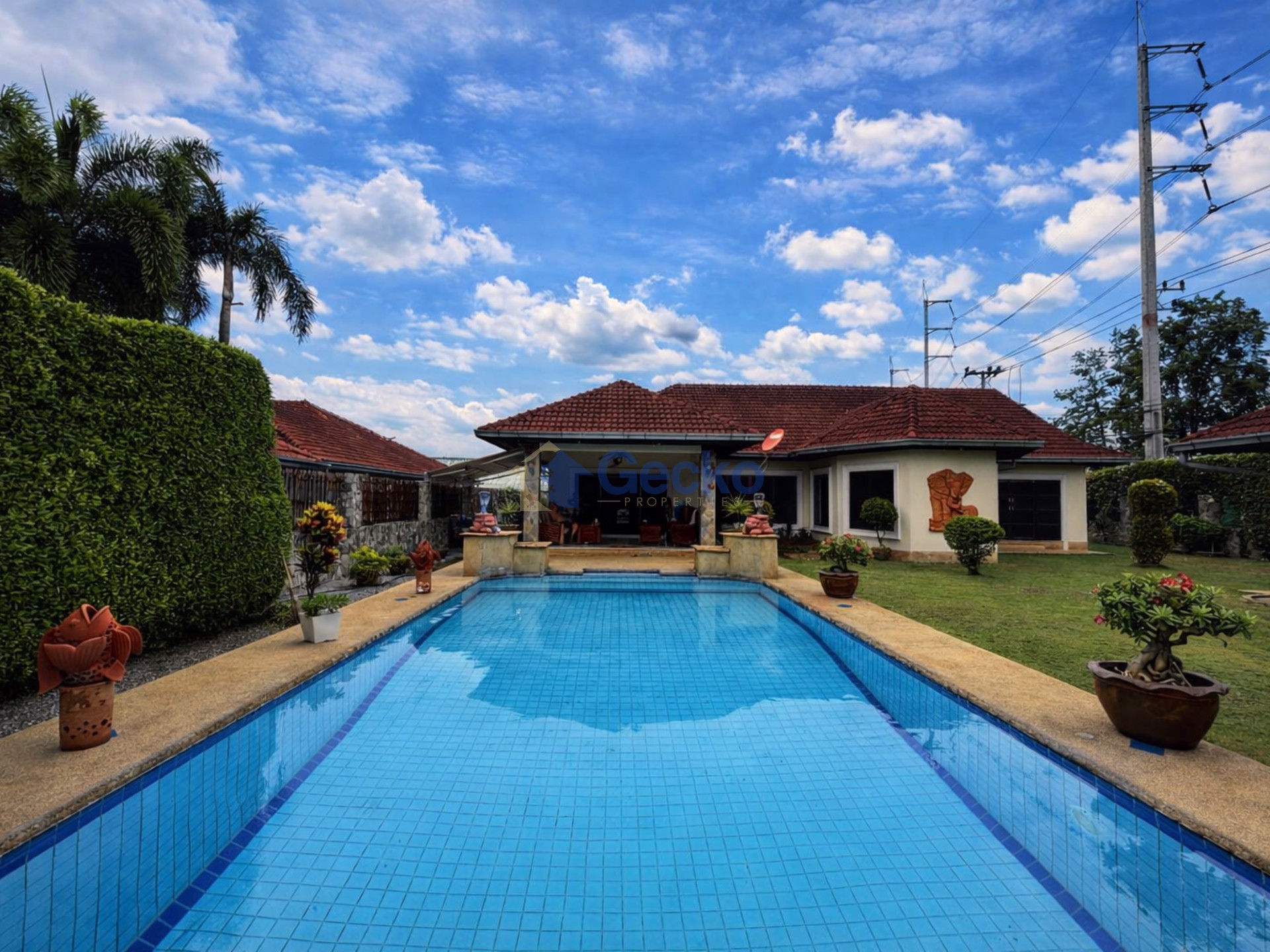 3 ห้องนอน บ้าน  พัทยาตะวันออก H013556