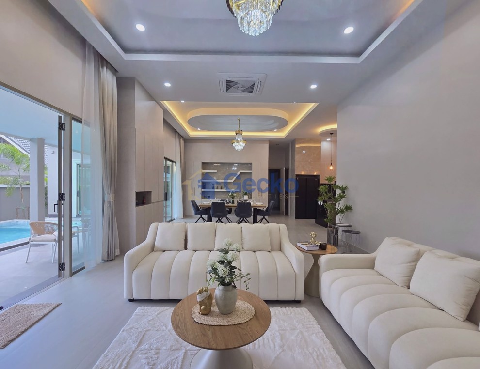 3 Bedrooms House  East Pattaya H013566 (Photo 2)