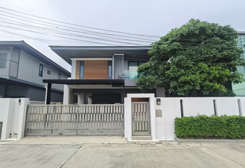 3 Bedrooms House in Patta Ville  East Pattaya H013573