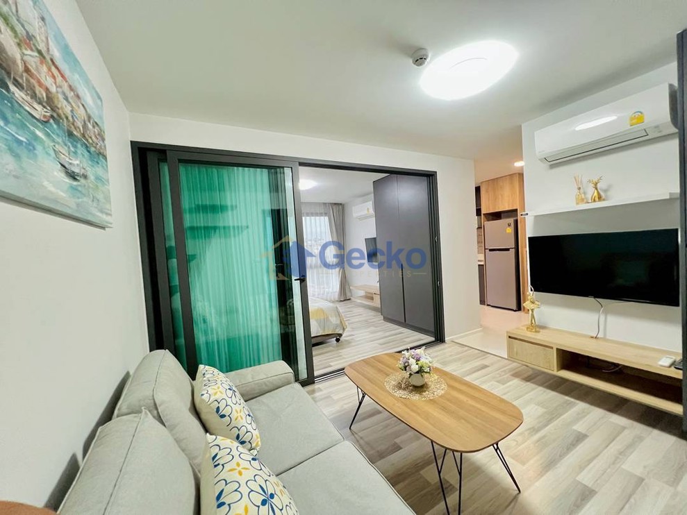 1 Bedroom Condo in The Win Condominium East Pattaya C013574 (Photo 1)