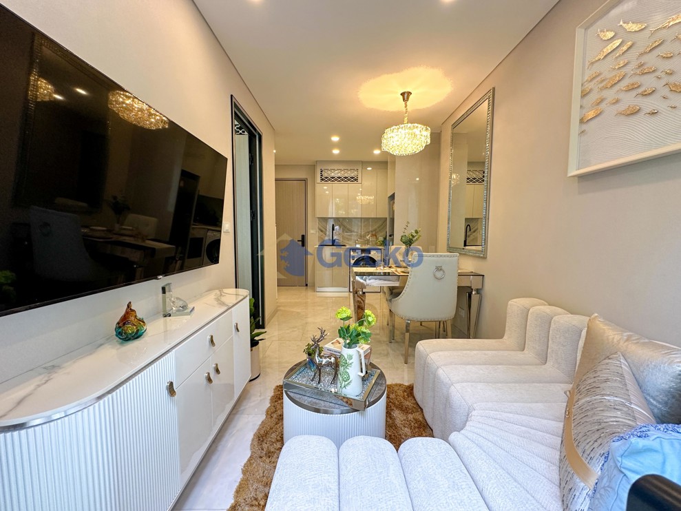 1 Bedroom Condo in Copacabana Coral Reef Jomtien Jomtien C013578 (Photo 1)