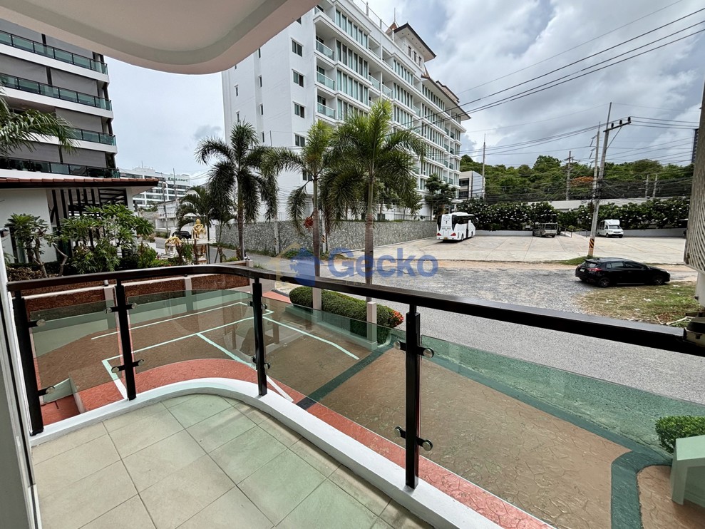 1 Bedroom Condo in Siam Ocean View Pratumnak C013579 (Cover Photo)