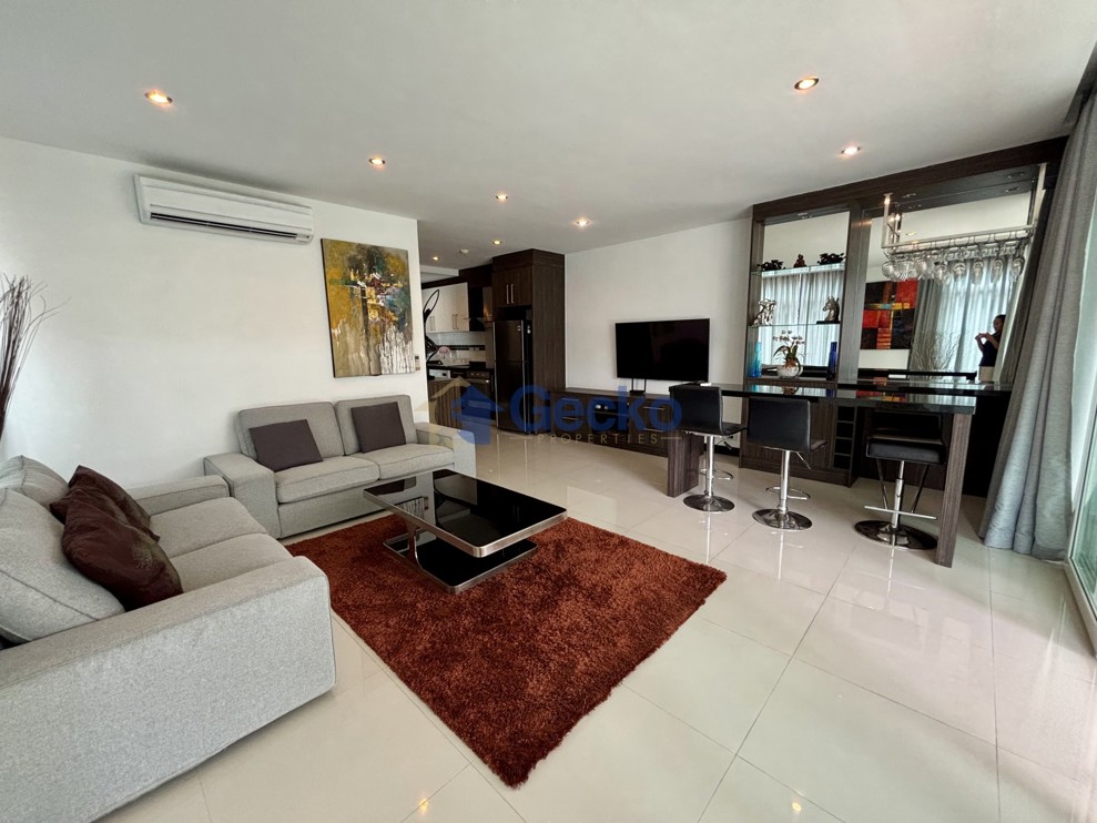 1 Bedroom Condo in Siam Ocean View Pratumnak C013579 (Photo 3)