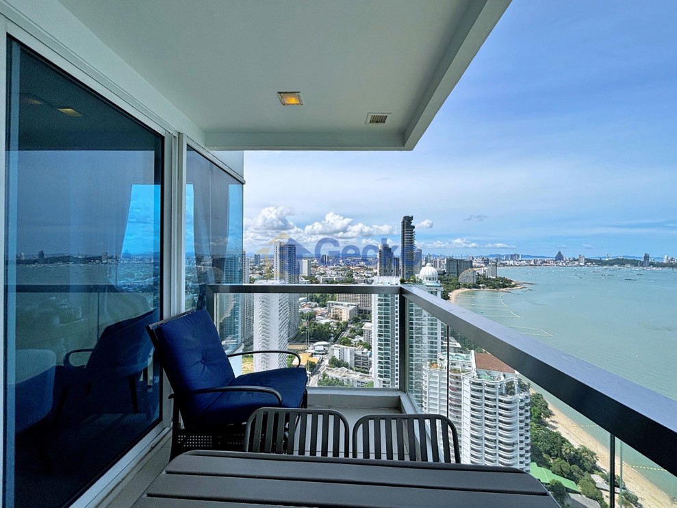 3 Bedrooms Condo in The Palm Wongamat Beach Wongamat C013581 (Photo 1)