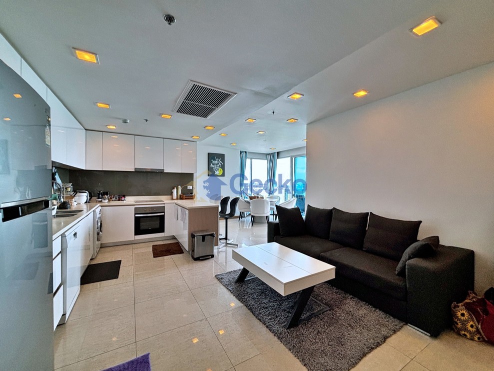 3 Bedrooms Condo in The Palm Wongamat Beach Wongamat C013581 (Photo 2)