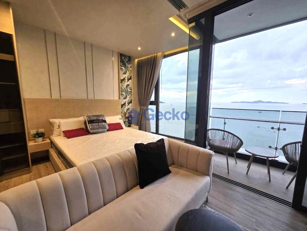 1 Bedroom Condo in Arom Wongamat Wongamat C013583 (Photo 4)