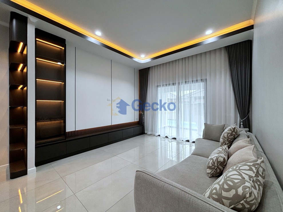3 ห้องนอน บ้าน  พัทยาตะวันออก H013586 (Photo 3)