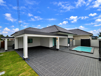 3 Bedrooms House  East Pattaya H013586