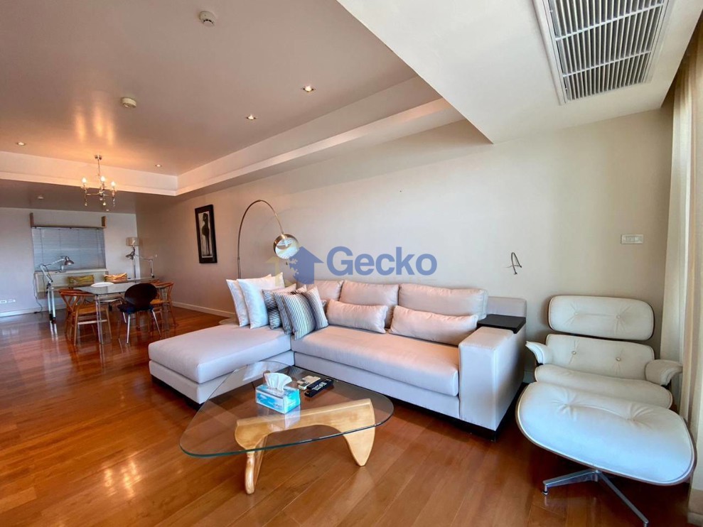 2 Bedrooms Condo in Saranchol Wongamat C013592 (Photo 3)