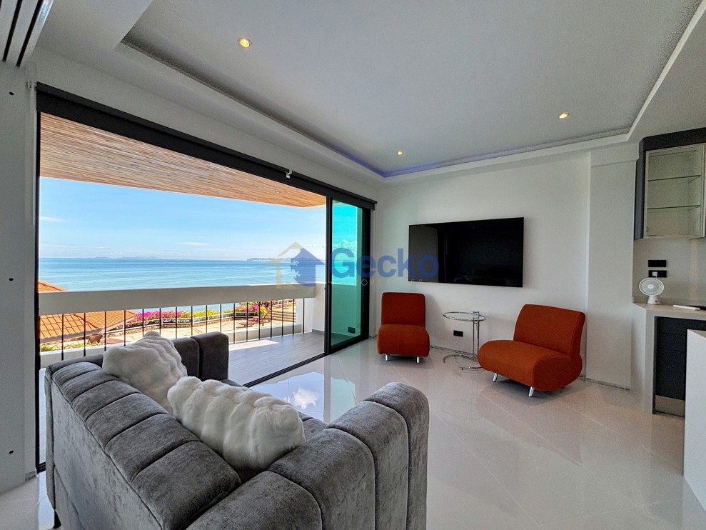 1 Bedroom Condo in Garden Cliff Condominium 1 Wongamat C013601 (Photo 1)
