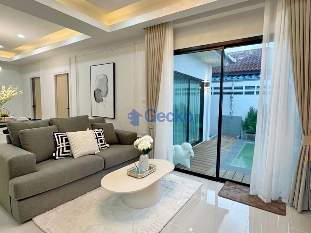 3 Bedrooms House  East Pattaya H013603 (Photo 2)