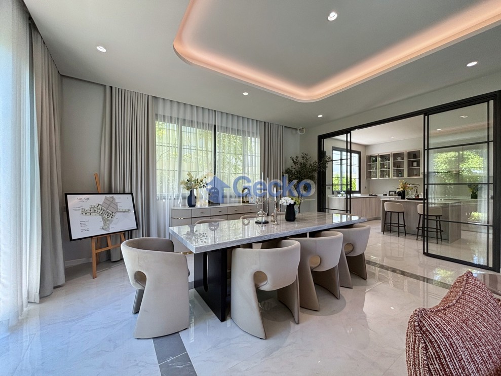 4 Bedrooms House in ARCADE Autograph by PATTA  East Pattaya H012882 (Photo 4)