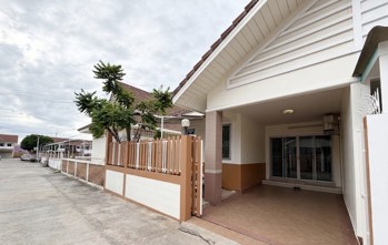 2 ห้องนอน บ้าน in โชคชัย วิลเลจ 7  พัทยาตะวันออก H013611
