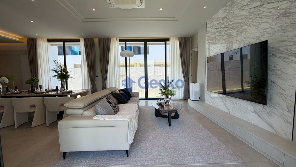 4 Bedrooms House in Cascade  East Pattaya H013614 (Photo 2)