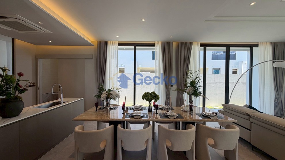 4 Bedrooms House in Cascade  East Pattaya H013614 (Photo 4)