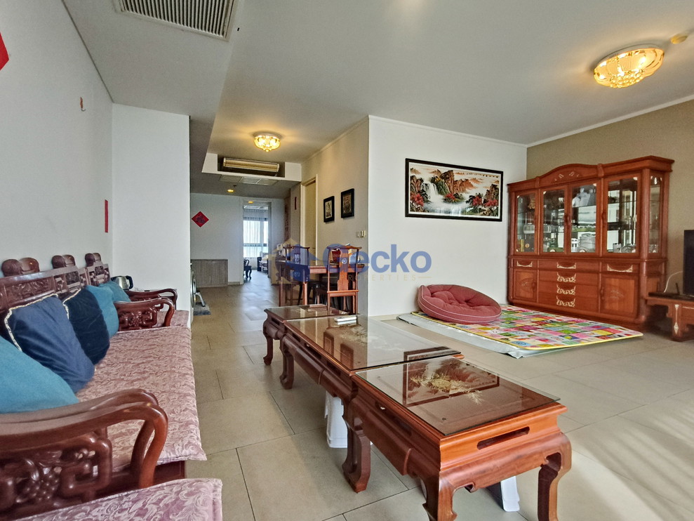 2 Bedrooms Condo in The Zire Wongamat C013615 (Photo 4)