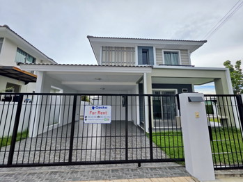 3 Bedrooms House in Life In the Garden  Bang Lamung H009480