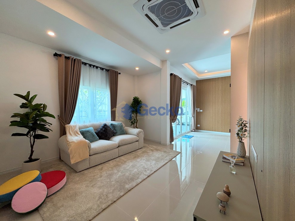 3 Bedrooms House in Sabai Home  East Pattaya H013621 (Photo 2)