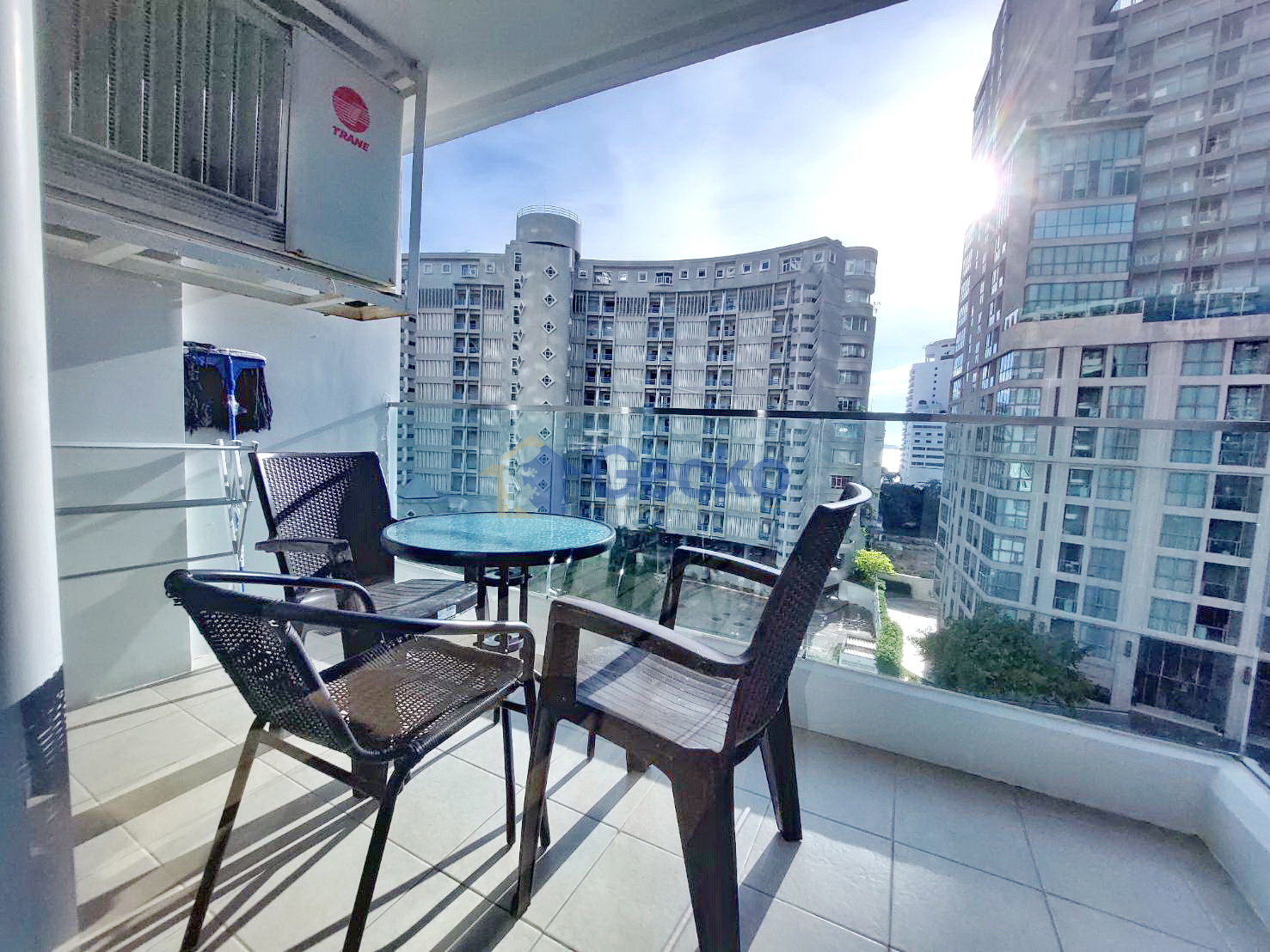 1 Bedroom Condo in The Cliff Pratumnak C010124