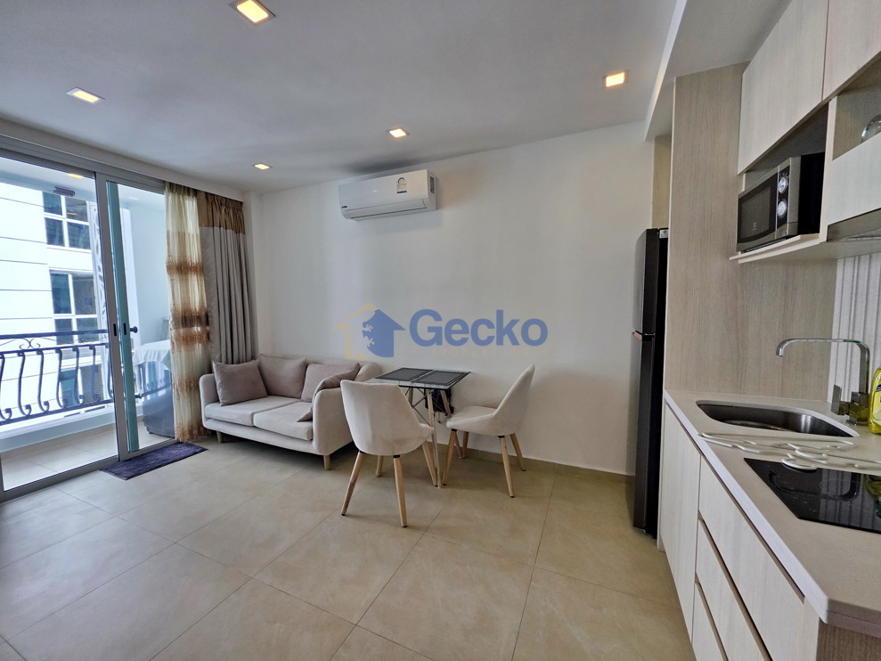 1 Bedroom Condo in City Garden Olympus South Pattaya C013633 (Photo 3)