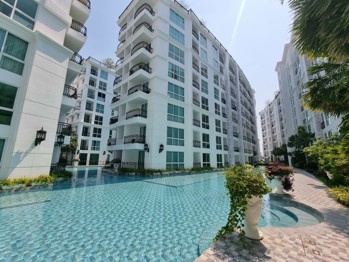 1 Bedroom Condo in City Garden Olympus South Pattaya C013633