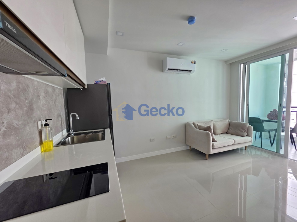 1 Bedroom Condo in City Garden Olympus South Pattaya C013634 (Photo 3)