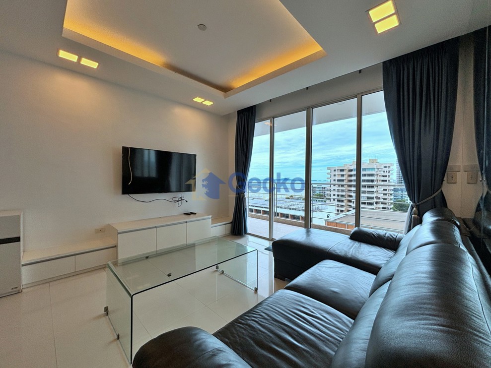 2 Bedrooms Condo in The Club House Residence Pratumnak C013636 (Photo 2)