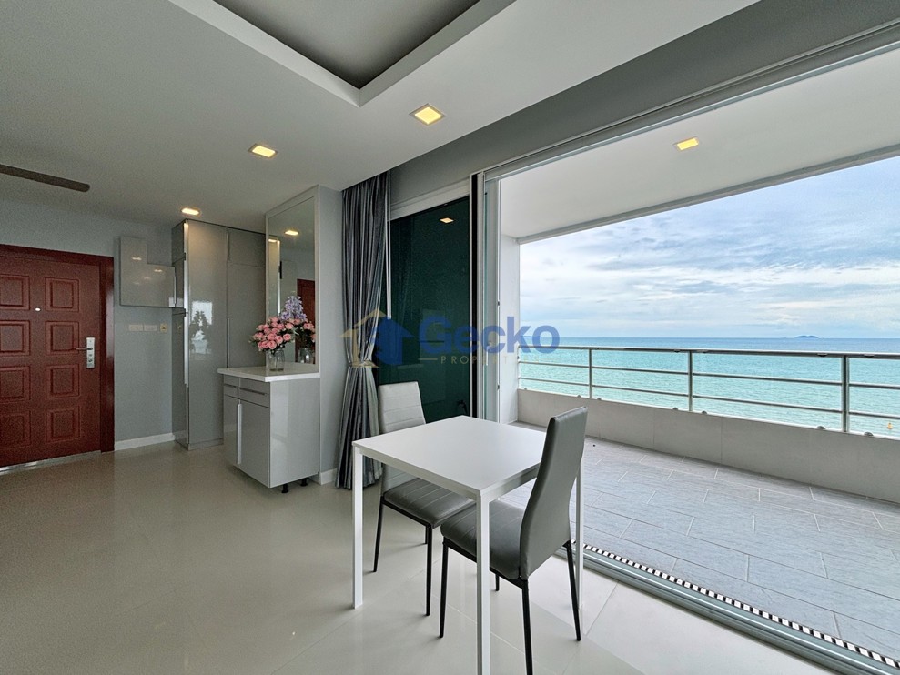 2 Bedrooms Condo in View Talay 3 Pratumnak C013637 (Photo 2)